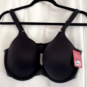 New Spanx Black Full Coverage Pillow Cup Bra Size 36 DDD Back 3 eye closure.